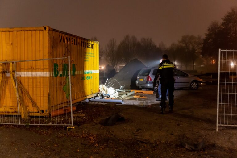 Automobilist lichtgewond na éénzijdig ongeval Burgemeester van Beresteijnlaan