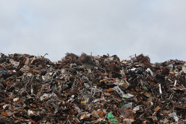 Sloopkogel in Hovenflats in April 2021, Havensteder spant kort geding aan tegen bewoners