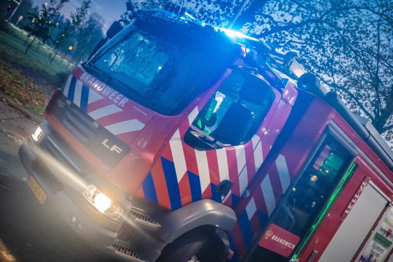 Brandweer rukt uit voor melding gaslucht op Hortensiastraat