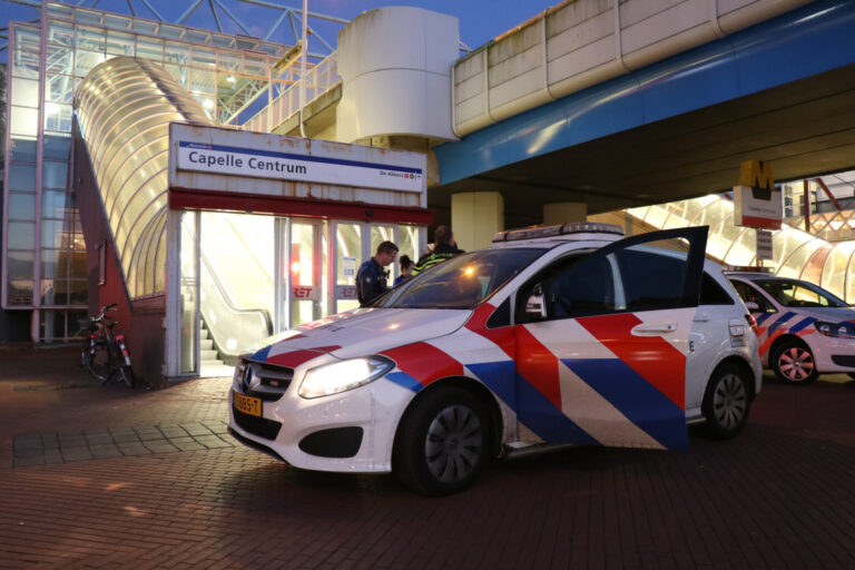 Meisje neergestoken bij metrostation Centrum