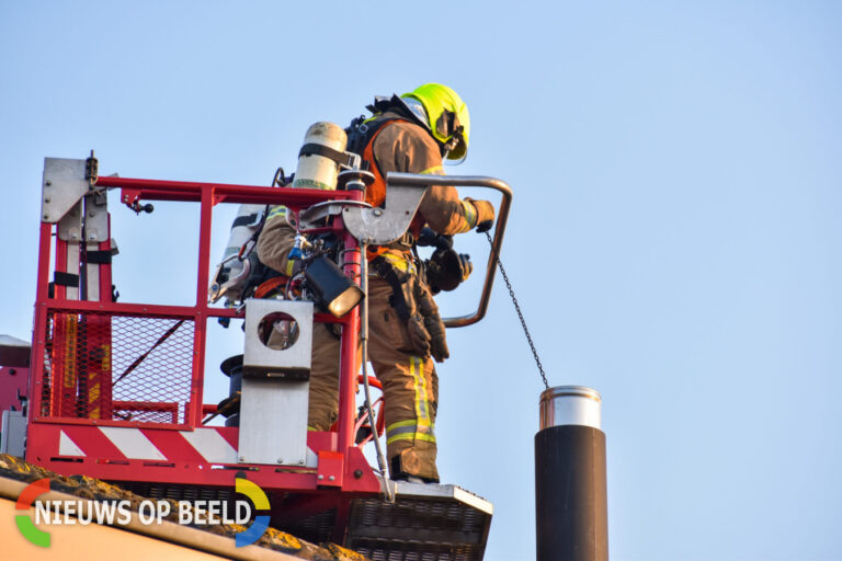 Brand in schoorsteen Hoflaan Krimpen aan den IJssel