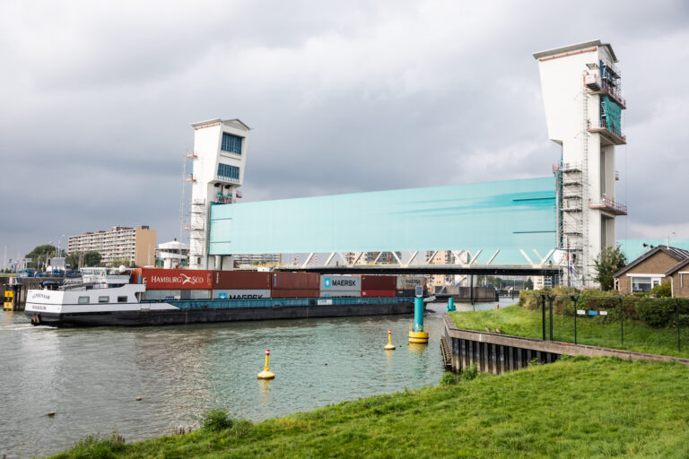 Algeraweg krijgt nieuw geluiddempend asfalt, verkeershinder in september