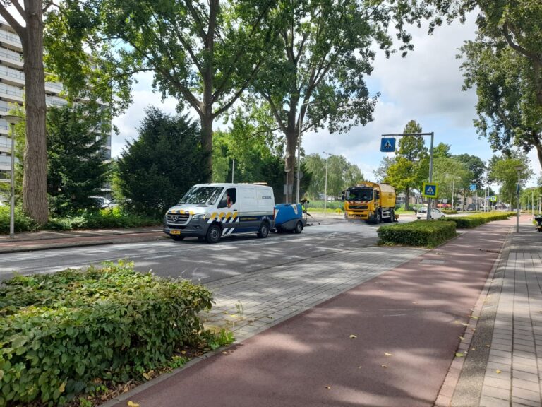 Regenboogzebrapad aan Groenendaal besmeurd