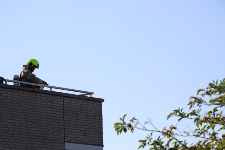 Brandje op balkon van woning Telemannstraat