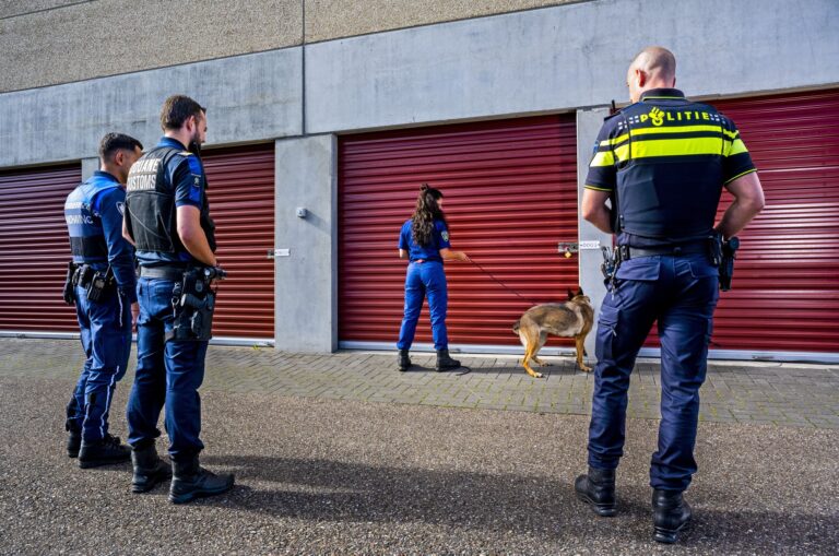 Gemeente controleert samen met Politie en Douane op ondermijning in opslagboxen