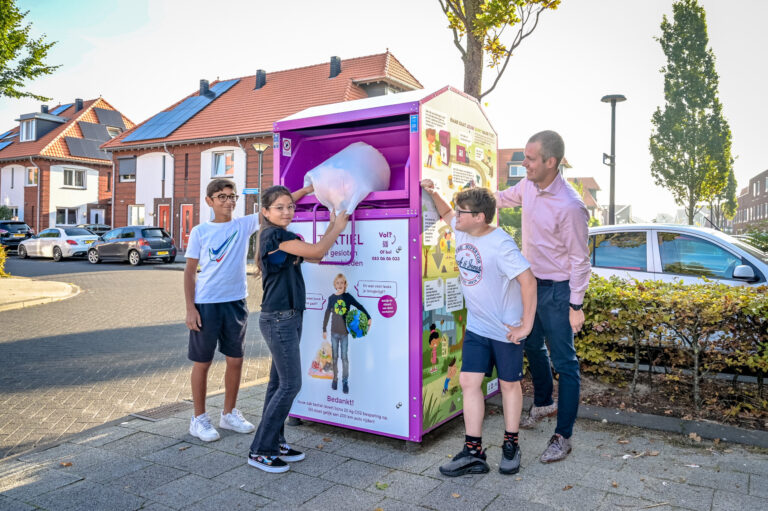 Basisscholen nemen het tegen elkaar op tijdens Textiel Race