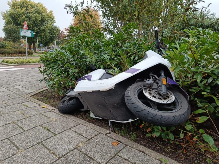 Kleine honderd klachten over deelscooters na eerste twee weken