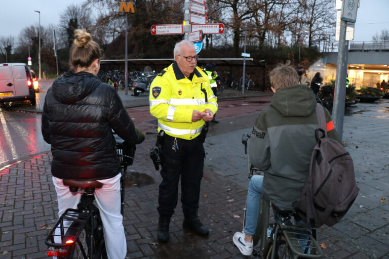 Opnieuw meerdere bekeuringen tijdens controle op verlichting