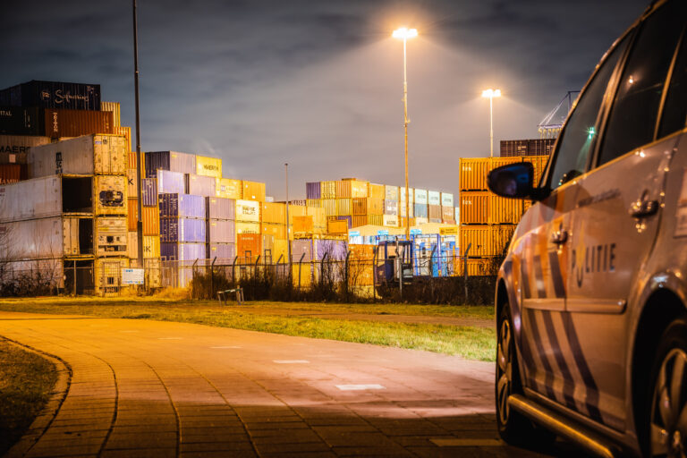 Uithalers uit Rotterdam en Capelle aan den IJssel aangehouden