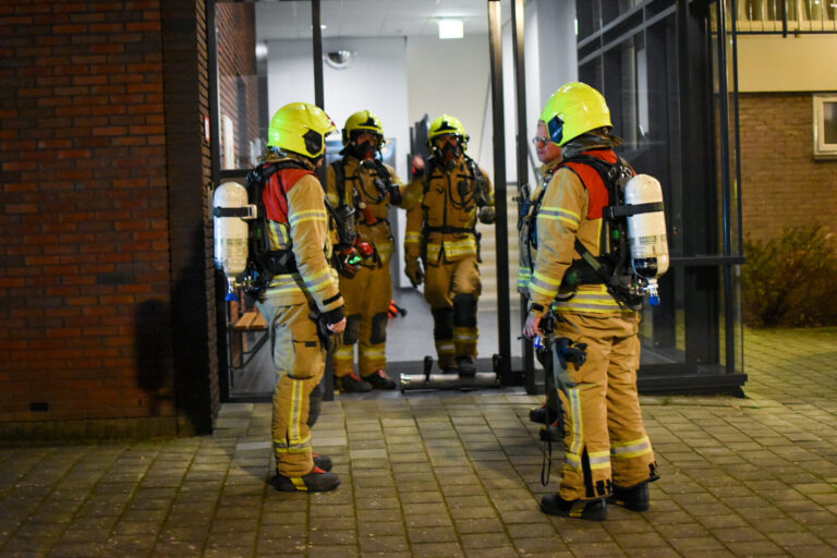 Brandweer onderzoekt herkomst brandlucht Sleevaart