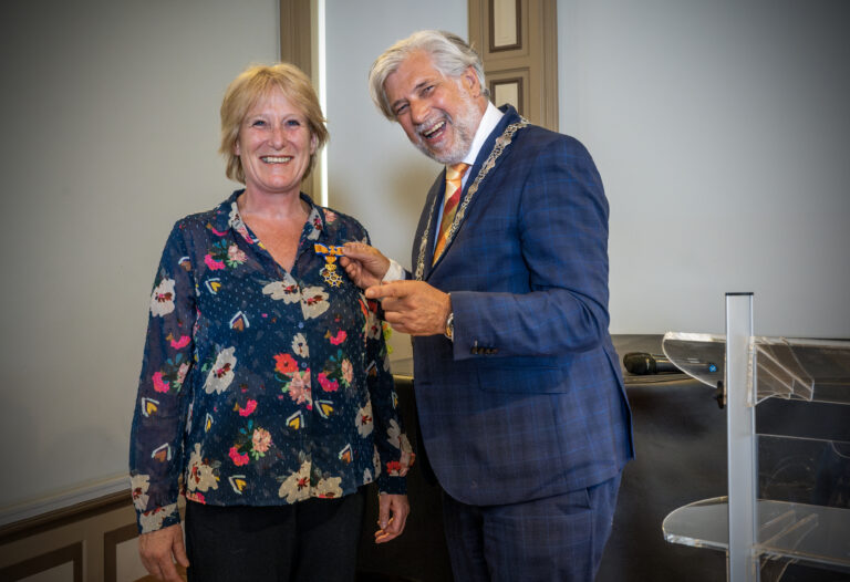 Anke van Dijke benoemd tot Officier in de Orde van Oranje-Nassau