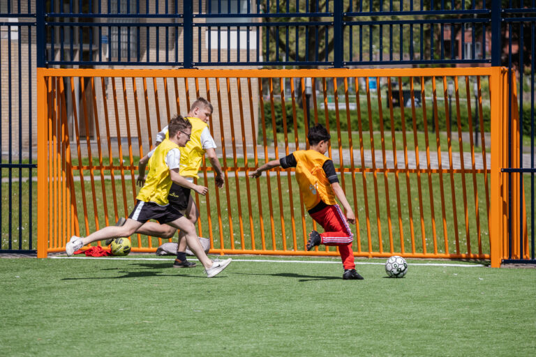 Vernieuwd Cruijf Court Oostgaarde geopend