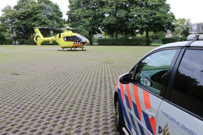 Traumahelikopter geland op plein bij de Tuyter