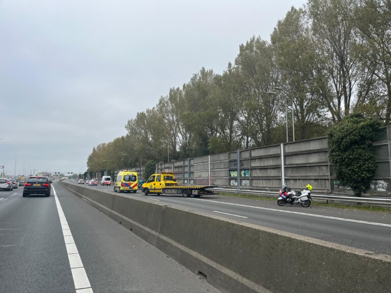 A16 bij knooppunt Terbregseplein deels dicht na ongeval