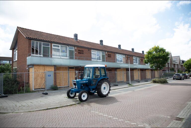 Sloop woningen begonnen aan Narcisstraat