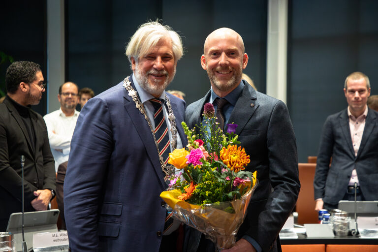 Jannes van der Heide geïnstalleerd als tijdelijk wethouder