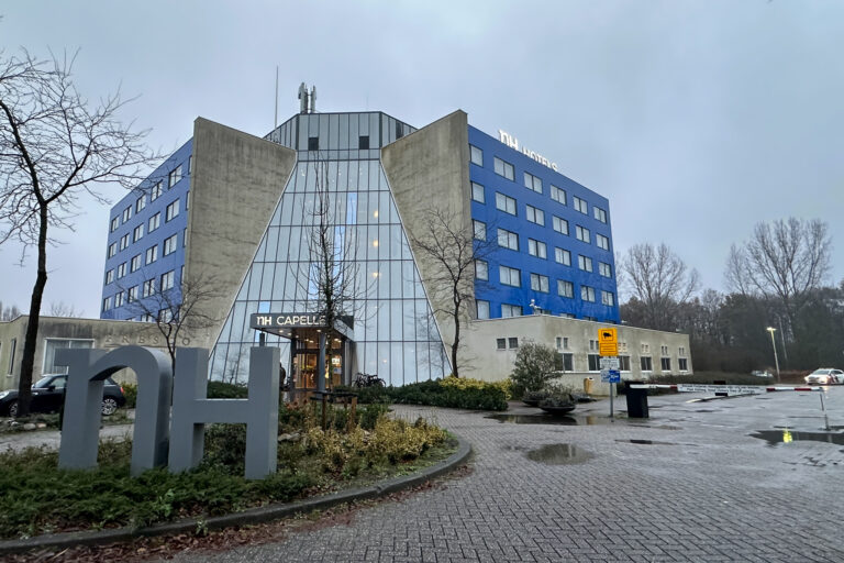 Grootste zorgen bij asielzoekers zelf tijdens bewonersbijeenkomst Barbizonlaan