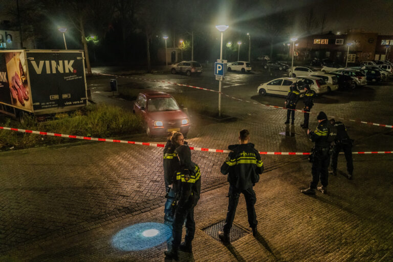 Auto beschoten op Cascade