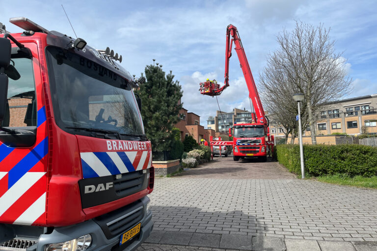 Brandweer blust brand ontstaan bij werkzaamheden