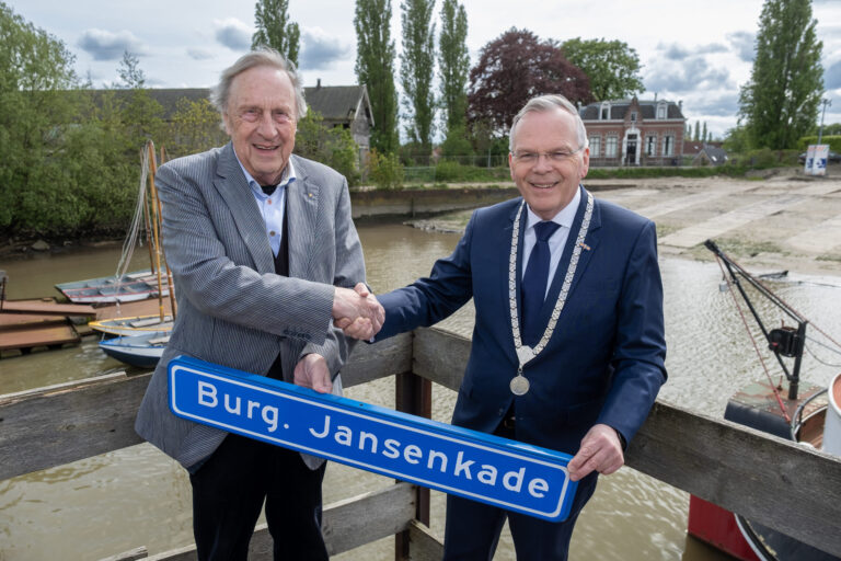 Straat vernoemt naar oud-burgemeester Ries Jansen
