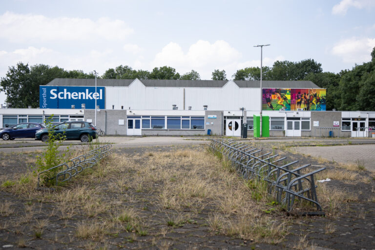 Herbouw Sporthal Schenkel miljoenen duurder dan verwacht, meerdere scenario’s worden onderzocht