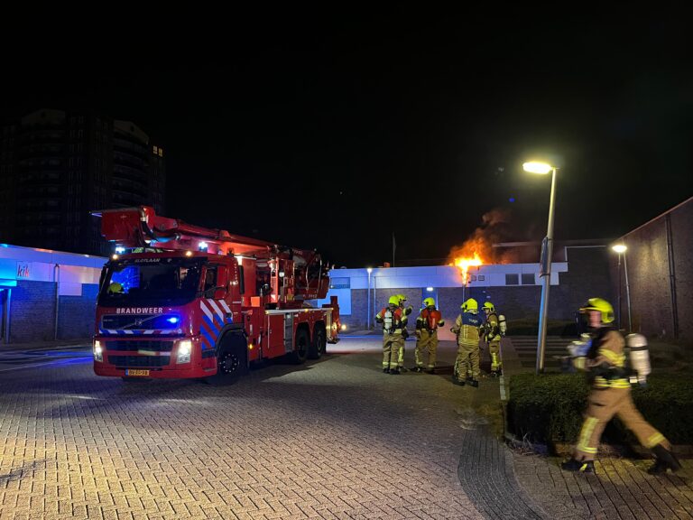 Brand uitgebroken in winkelcentrum Crimpenhof