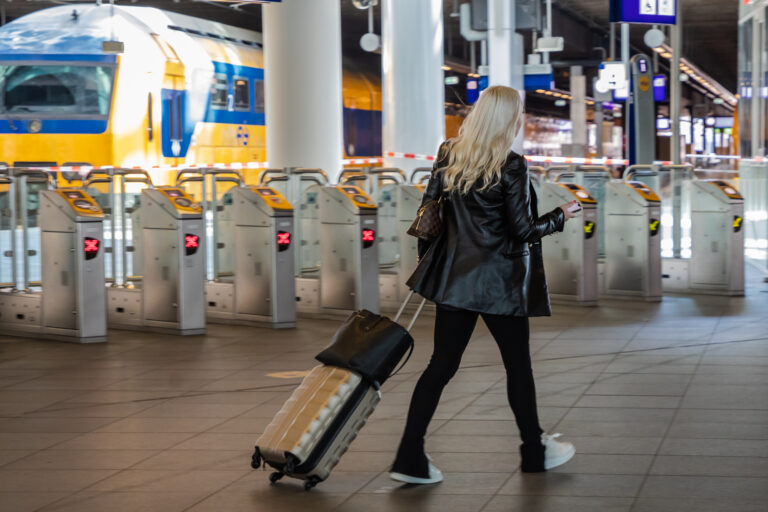 Mogelijk vrijdag weer treinen tussen Den Haag en Rotterdam