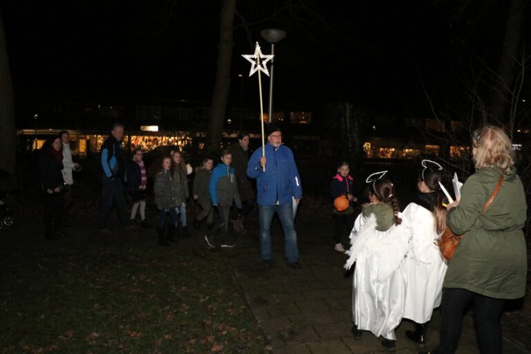 Kerstwandeling met lichtjes in Krimpen op vrijdag 20 december