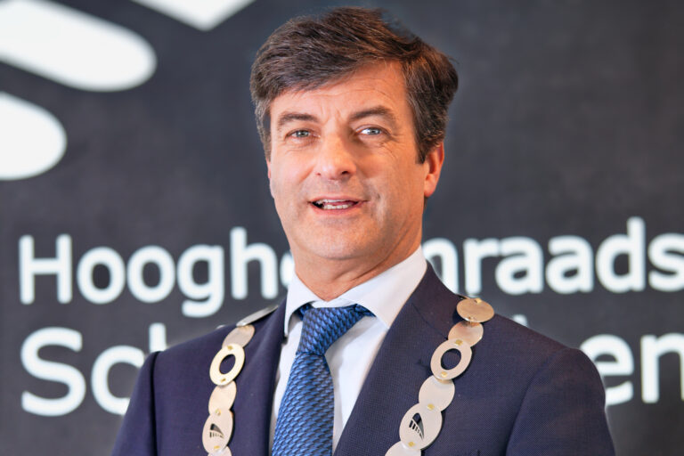 Pieter van de Stadt geïnstalleerd als dijkgraaf