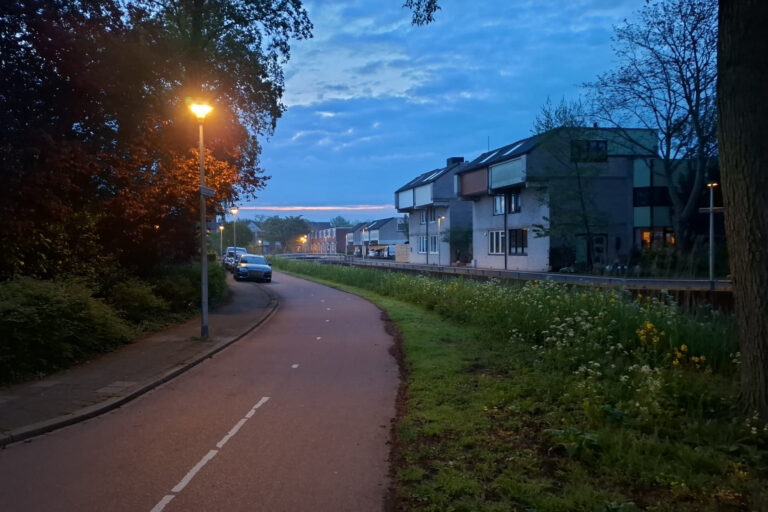 Woningen in Rotterdam en Capelle binnengevallen na schietpartij op Zevenkampse Ring
