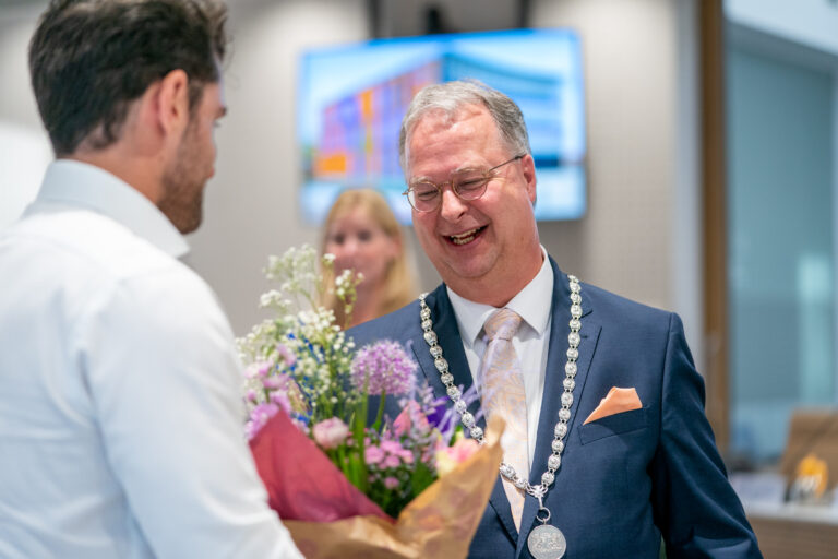 Gemeenteraad steunt herbenoeming Han Weber als burgemeester
