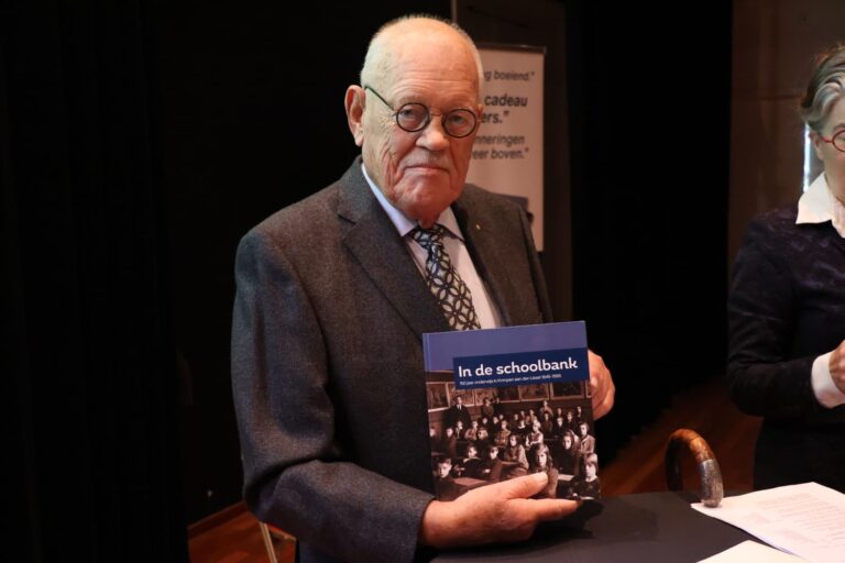 HKK presenteert boek over 150 jaar onderwijs in Krimpen aan den IJssel