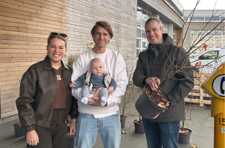 Eerste Capelse geboortebomen uitgereikt