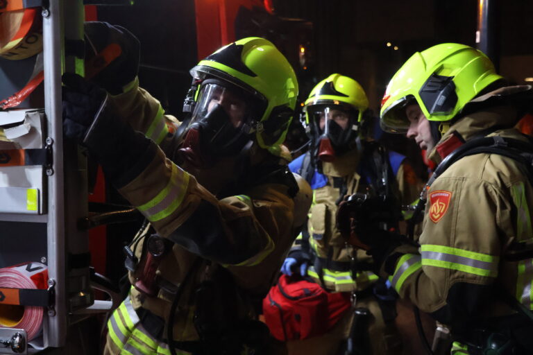 Grootschalige oefening hulpdiensten in gemeentehuis