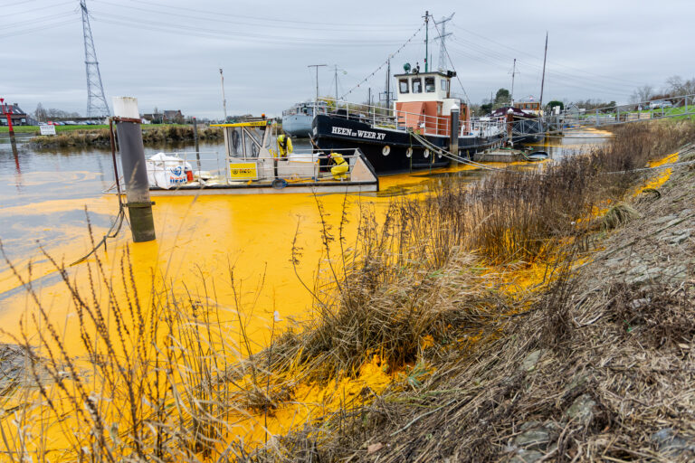 Opruiming palmolie in volle gang op Hollandsche IJssel