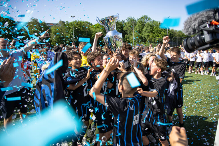 Club Brugge verslaat titelverdediger Feyenoord en wint U13 Cup