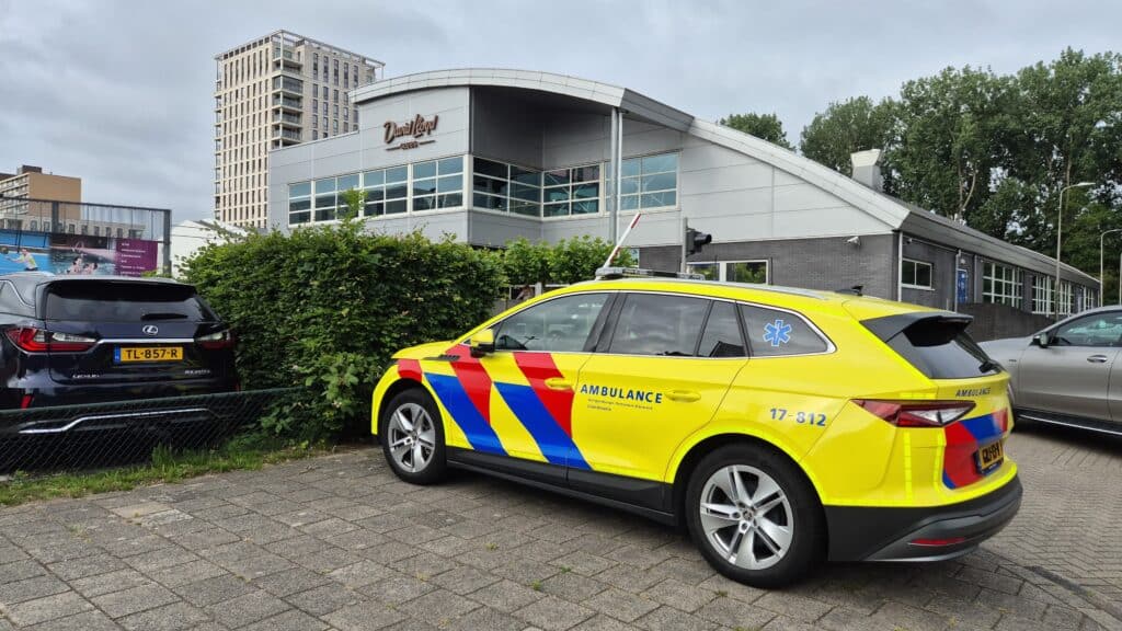 Zwemmer onwel en gereanimeerd in sportschool