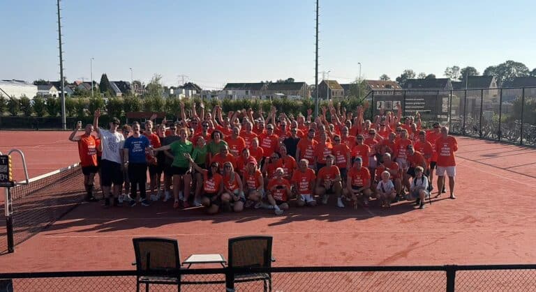 TPCZ haalt 33.886,50 euro op met 12 uur lang Tennis & Padel voor Groene Hart Ziekenhuis
