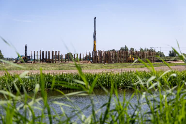 De bouwplaats van de Regionale Opvanglocatie (ROL)