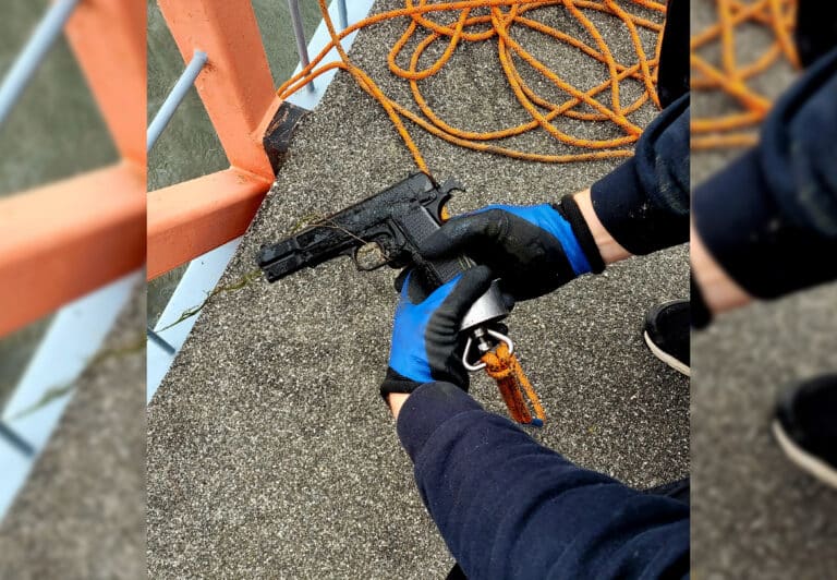 Politie onderzoekt of vondst Capelse magneetvisser verband houdt met oude moordzaak