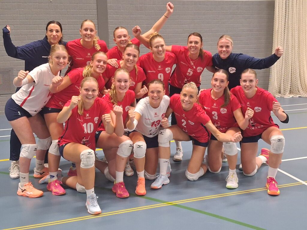 Volleybaldames Mamamo ZVH beginnen Eerste Divisie met zege