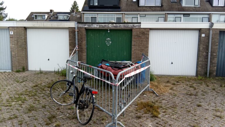 Krimpense garagebox vol wapens, vuurwerk en chemicaliën: verdachte mag proces in vrijheid afwachten